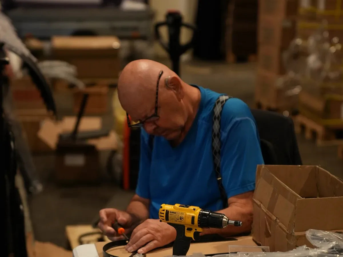 Assembling with a drill driver